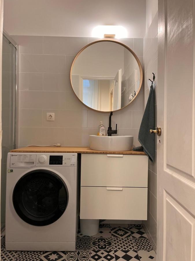 Calm, Artistic Apartment 9Th Distric Central City Βουδαπέστη Εξωτερικό φωτογραφία